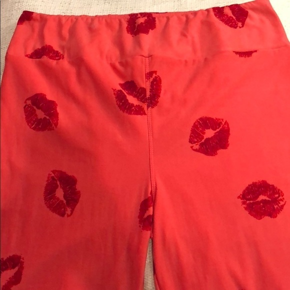 LuLaRoe Leggings Tall & Curvy - Picture 4 of 8